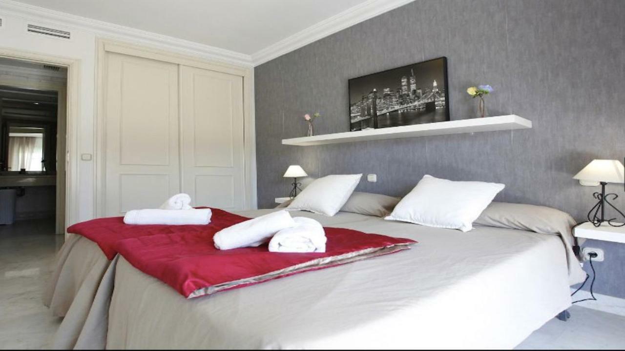 Center Puerto Banus -3 Bedrooms マルベーリャ エクステリア 写真