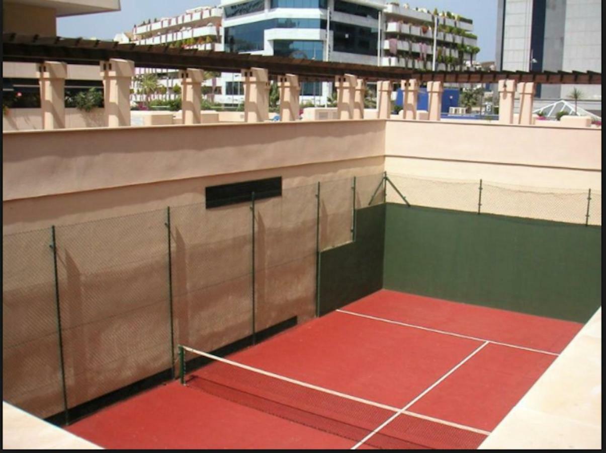 Center Puerto Banus -3 Bedrooms マルベーリャ エクステリア 写真
