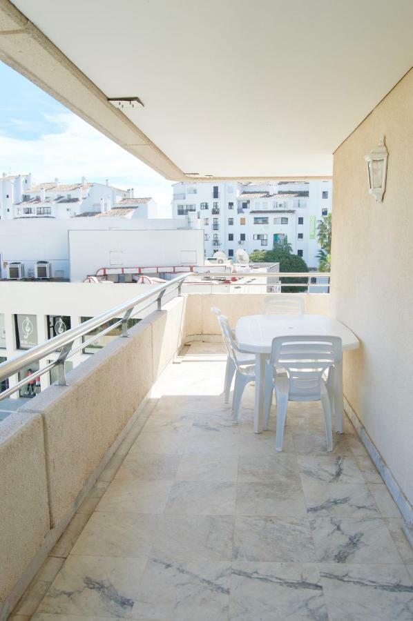 Center Puerto Banus -3 Bedrooms マルベーリャ エクステリア 写真