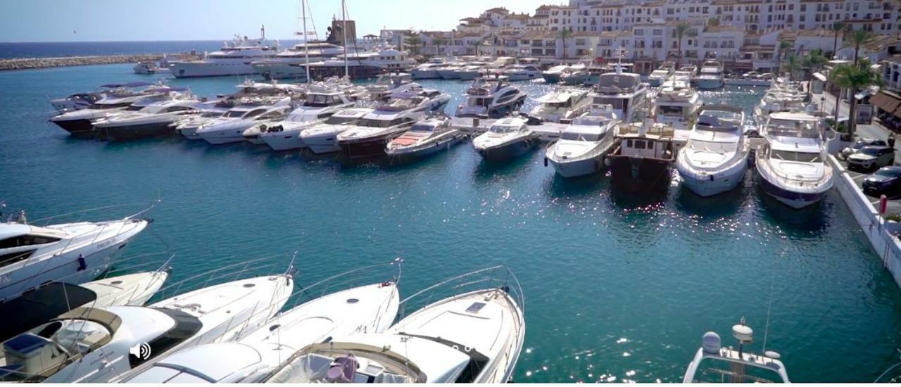 Center Puerto Banus -3 Bedrooms マルベーリャ エクステリア 写真